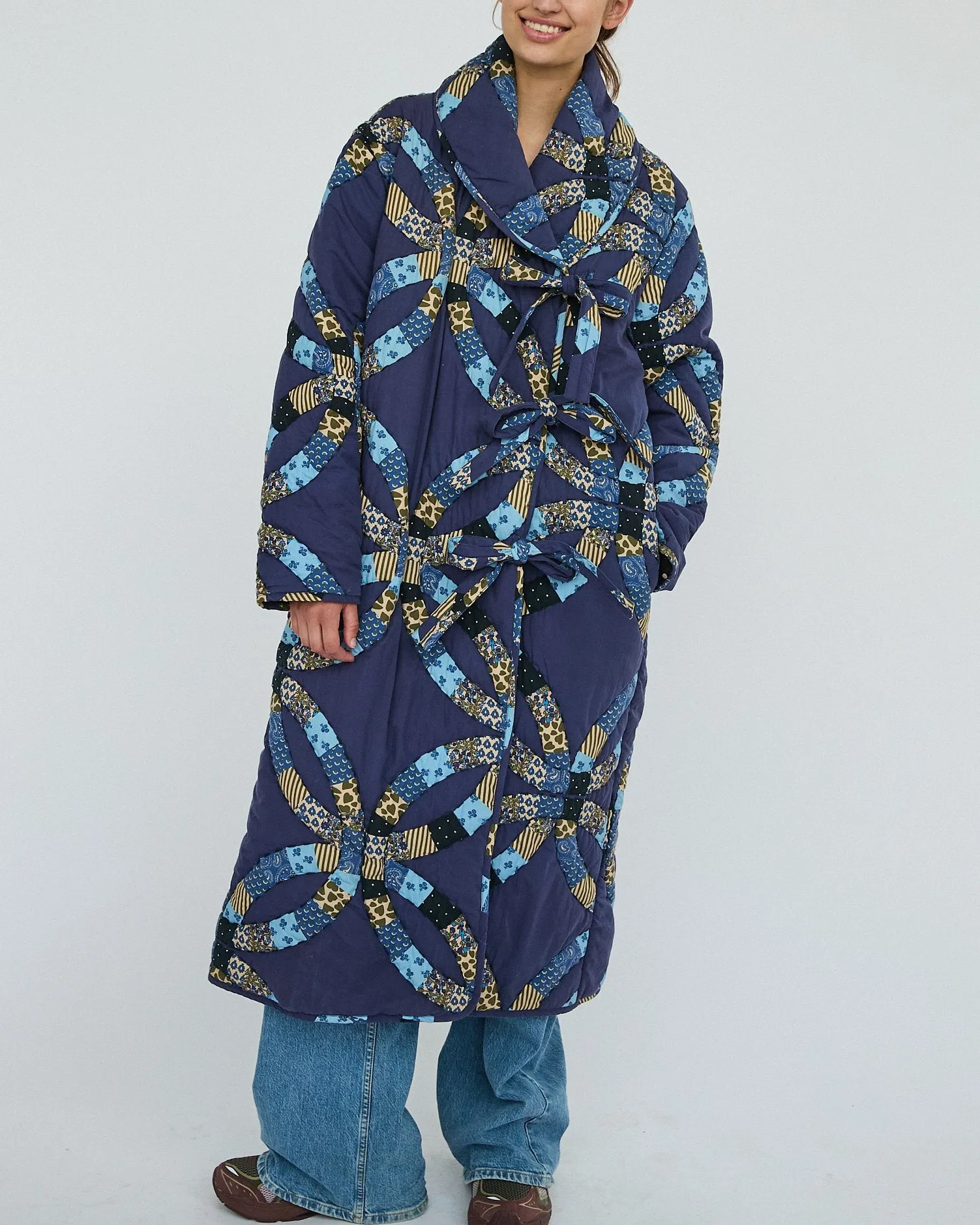 SADE LONG COAT IN BLUE CIRCLES