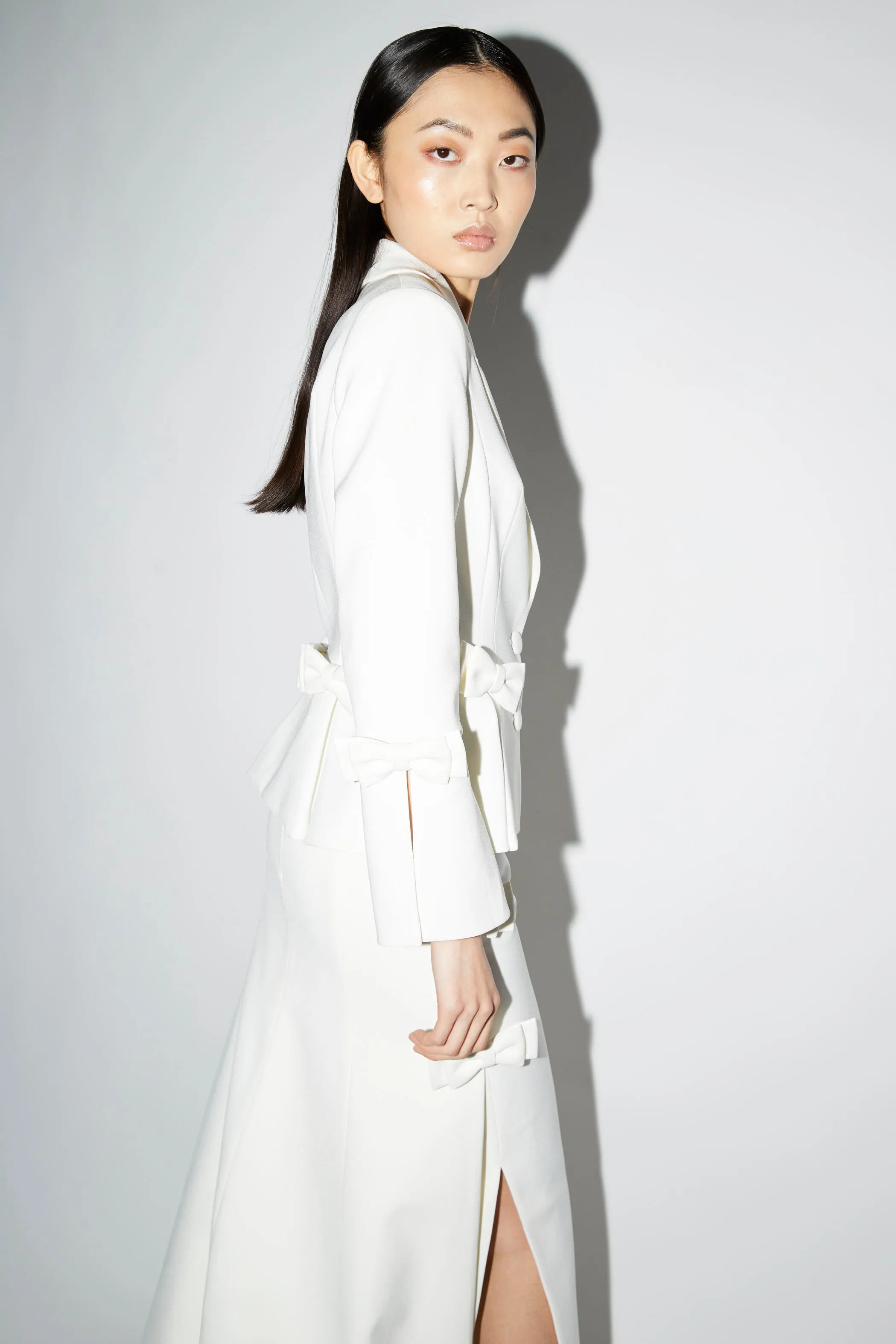 SANNA JACKET PURE WHITE CREPE